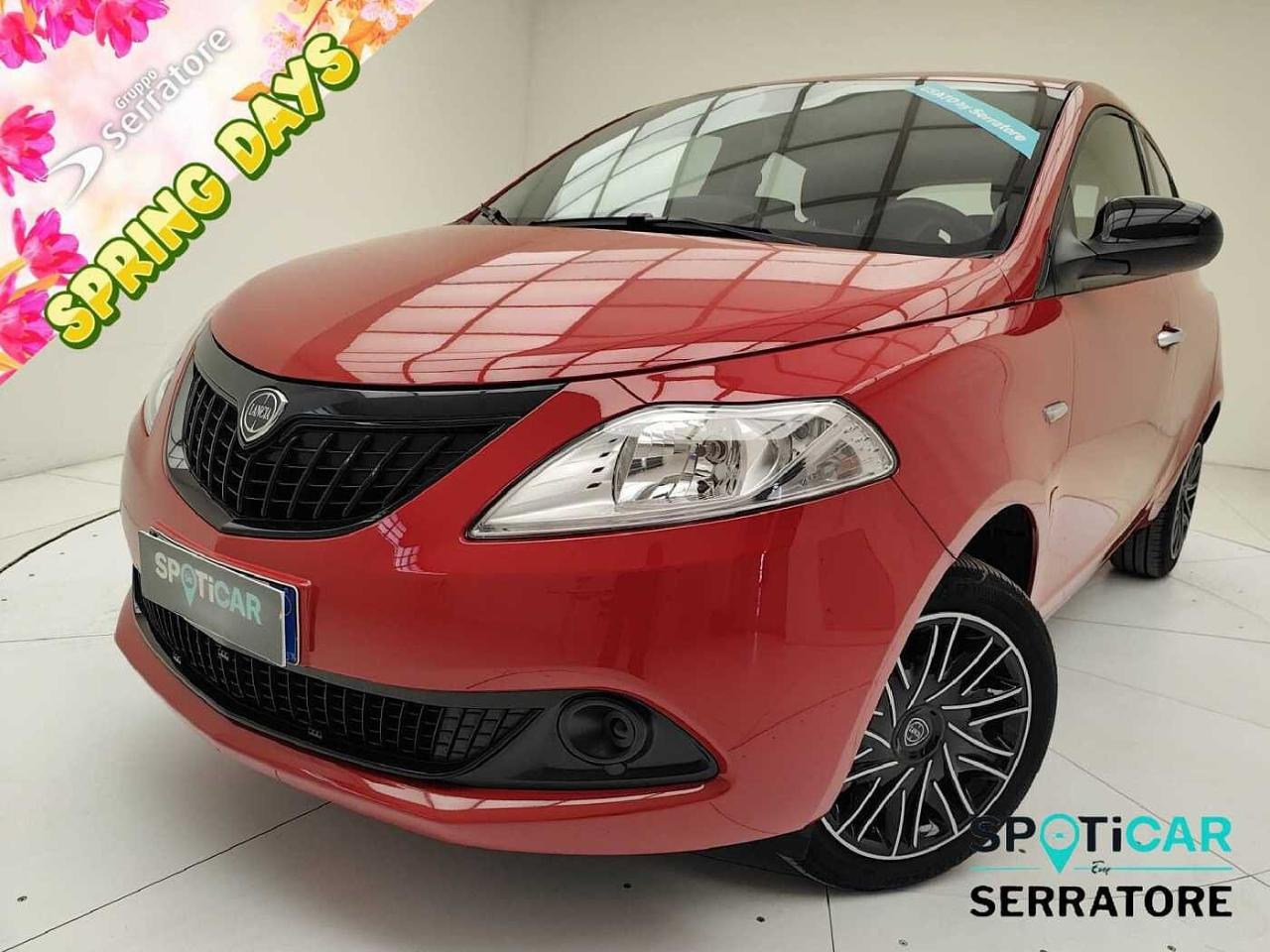 lancia ypsilon ypsilon iii 2021 1.0 firefly hybrid silver plus ss 70cv usata