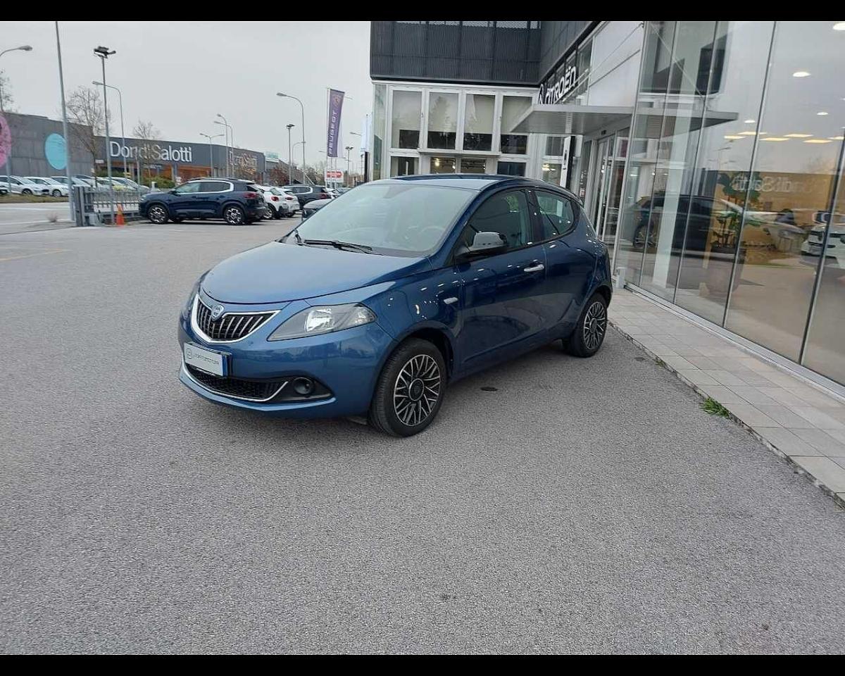 lancia ypsilon ypsilon 1.0 firefly 5 porte ss hybrid gold usata