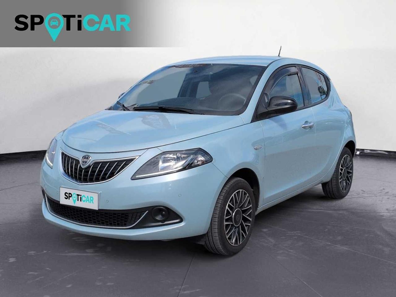lancia ypsilon ypsilon 1.0 firefly 5 porte ss hybrid platino usata
