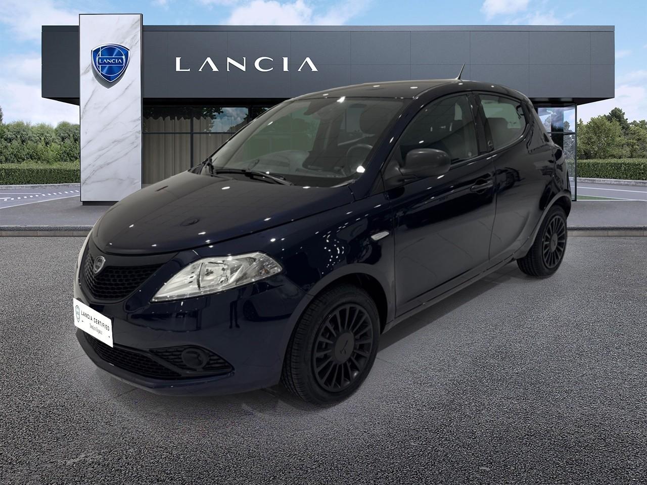 lancia ypsilon ypsilon 1.0 70cv firefly hybrid ss silver usata