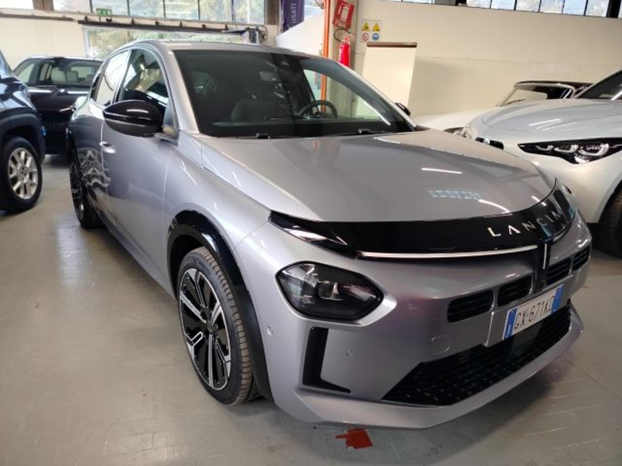 lancia ypsilon ypsilon hybrid e-dct lx my25 usata