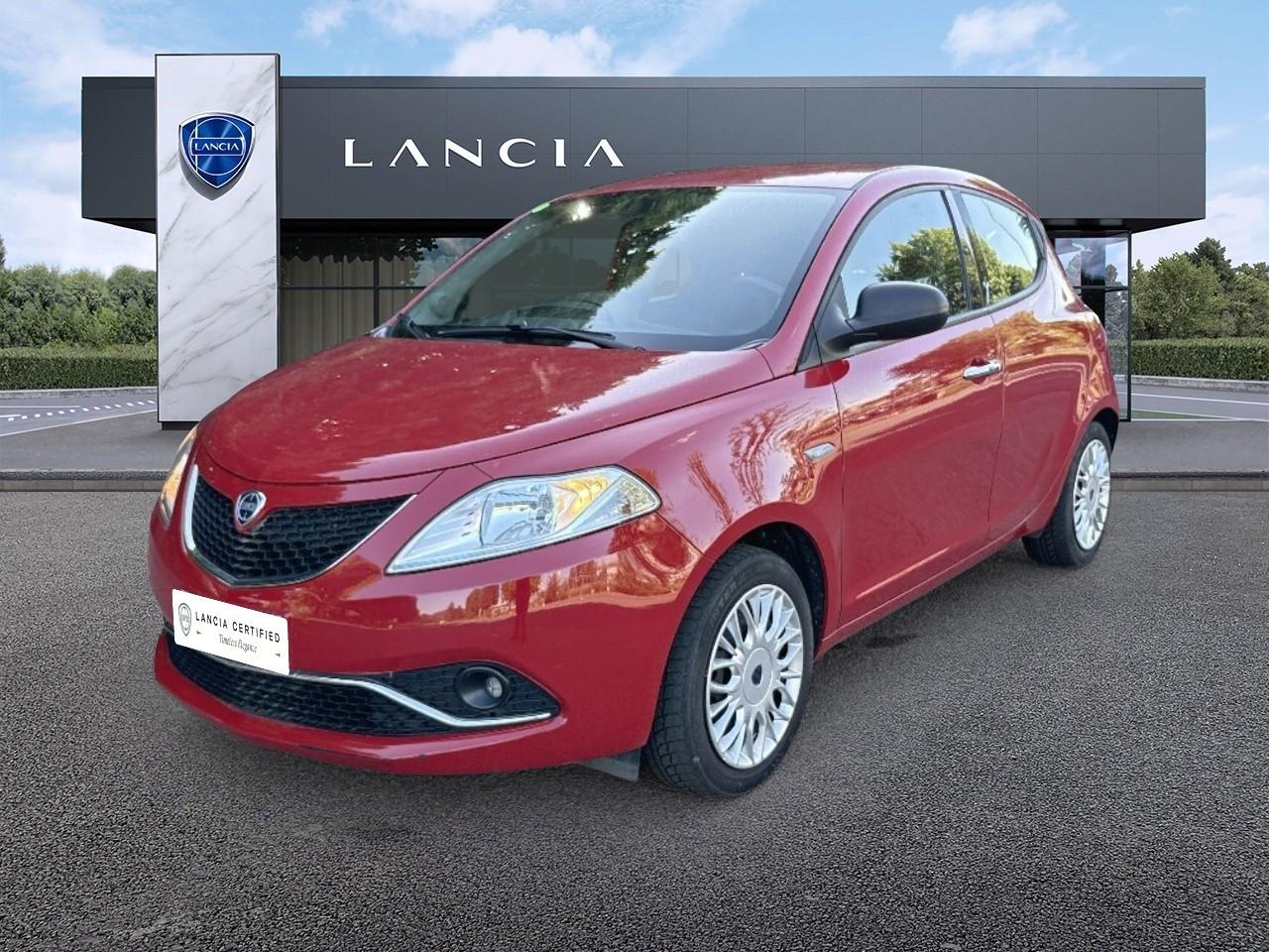 LANCIA LANCIA YPSILON Usato Rosso benzina 2016
