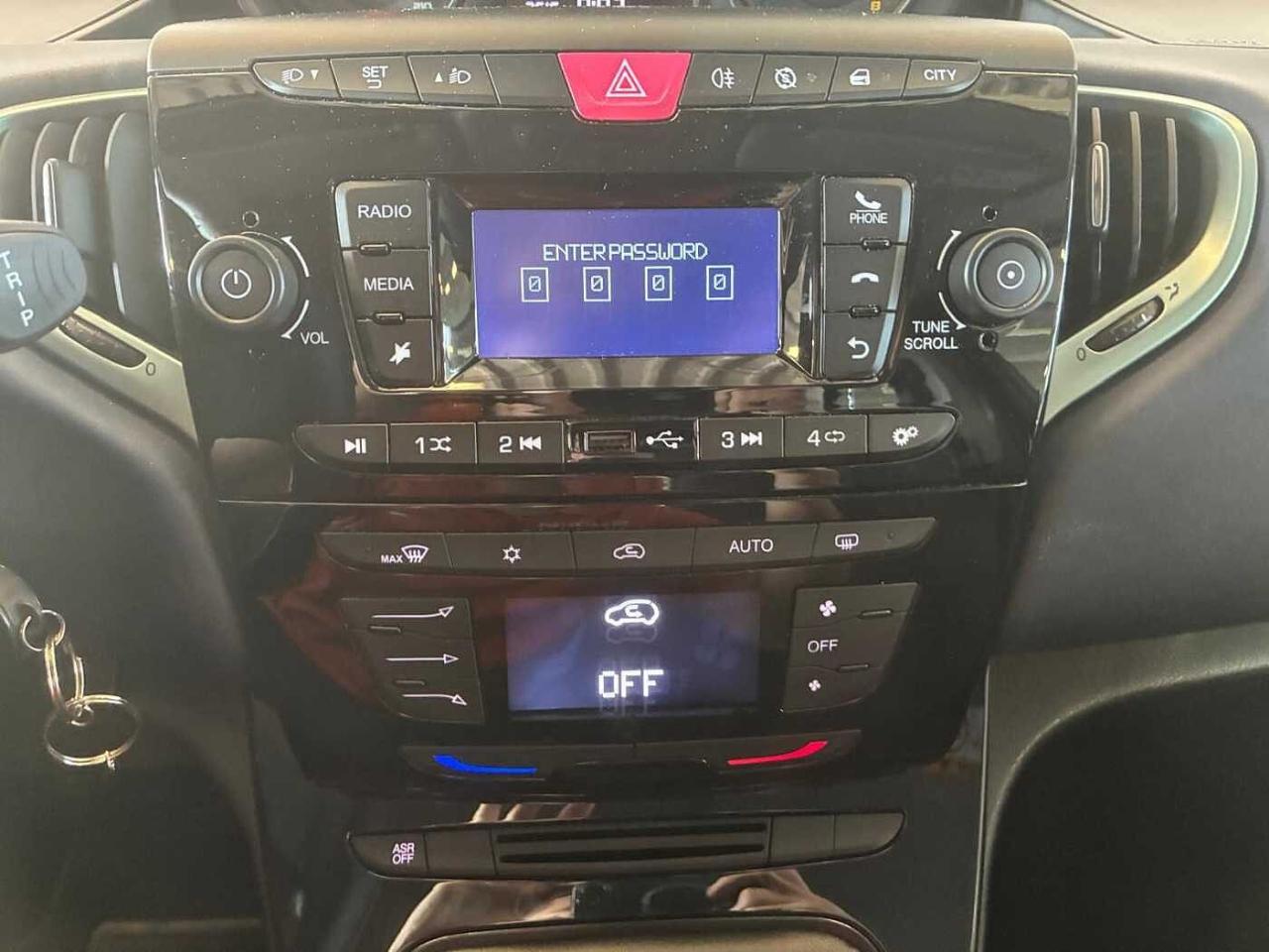 Lancia Lancia Ypsilon usata 2