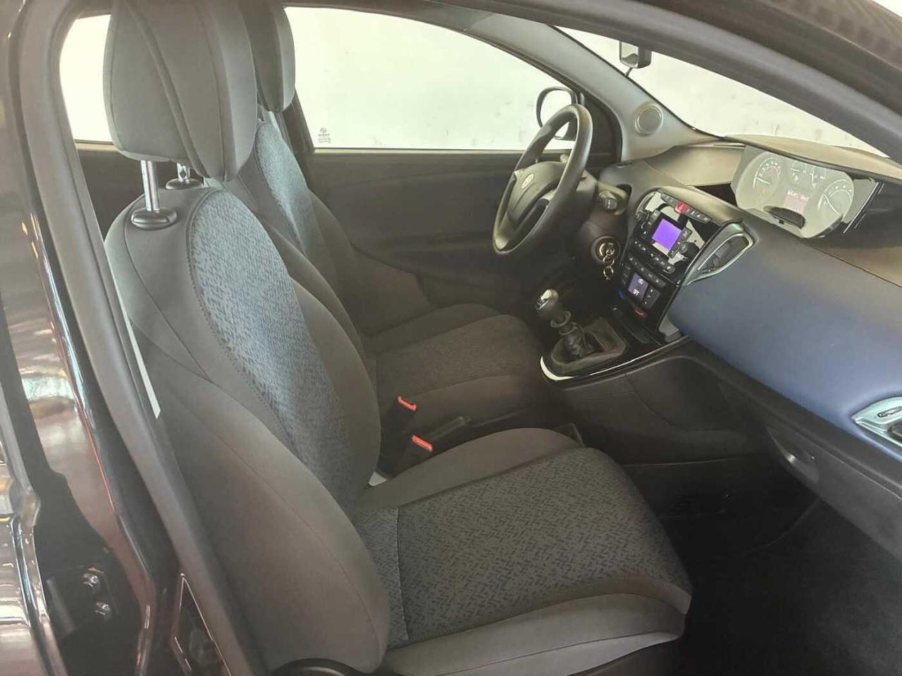 Lancia Lancia Ypsilon usata 14