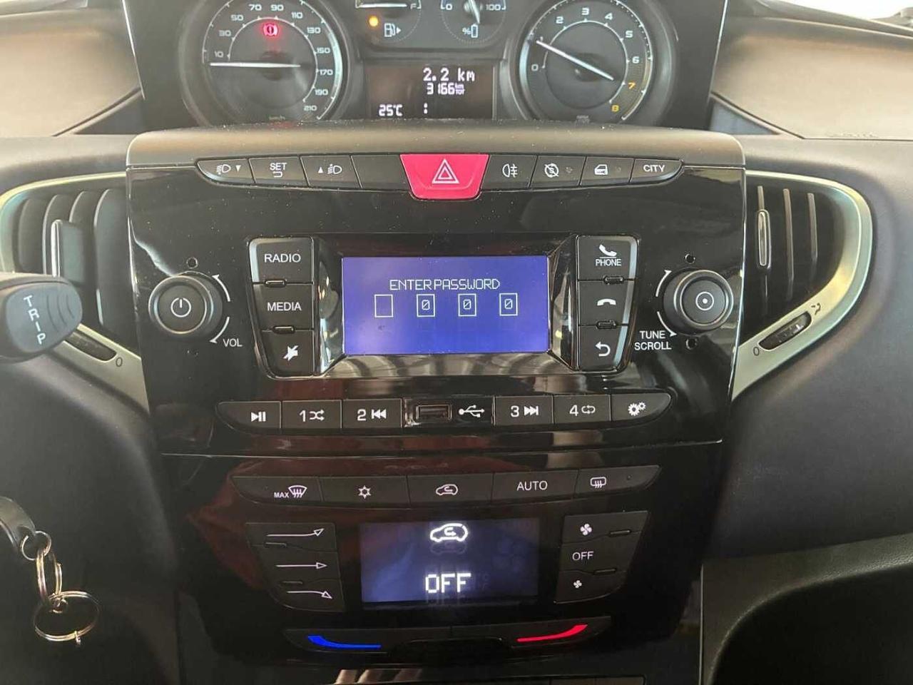 Lancia Lancia Ypsilon usata 24