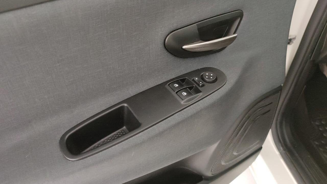 Lancia Lancia Ypsilon usata 12