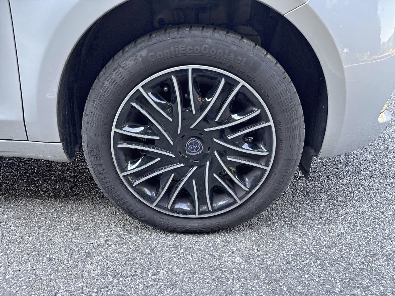 Lancia Lancia Ypsilon usata, con Isofix