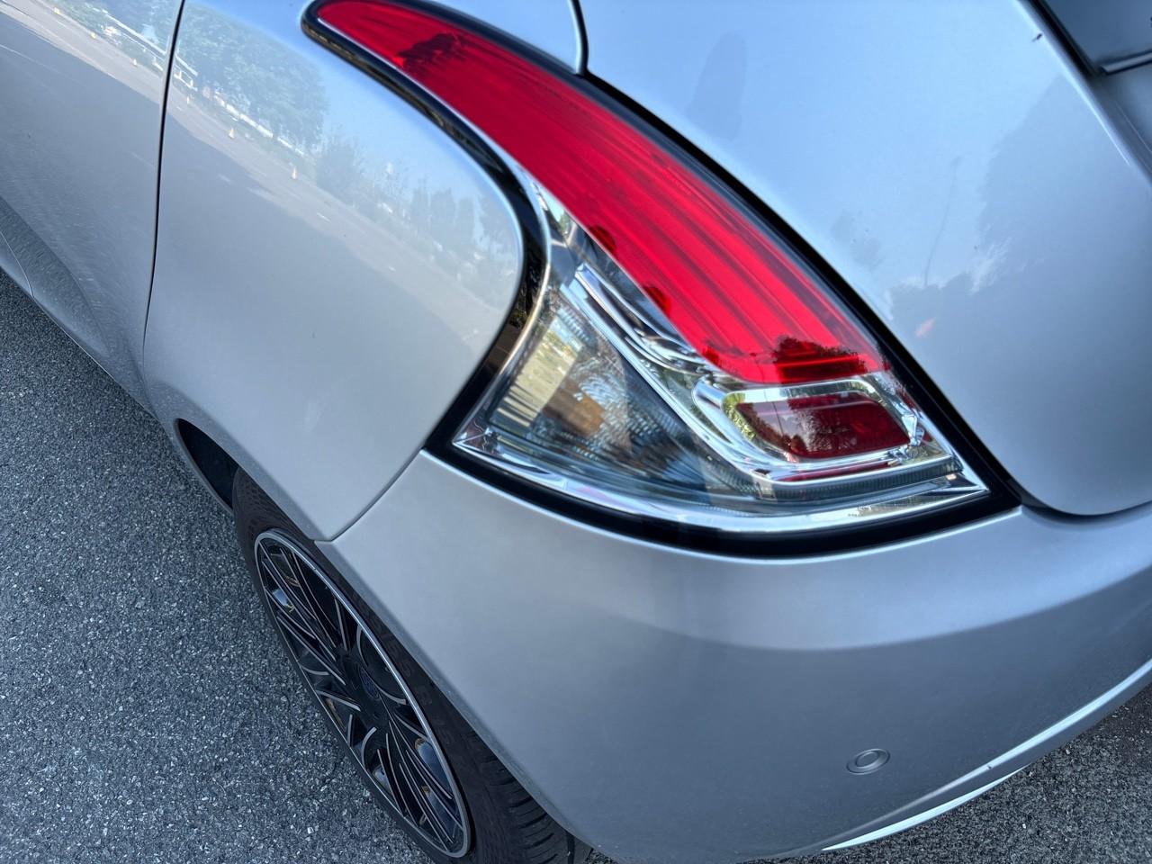Lancia Lancia Ypsilon usata 12