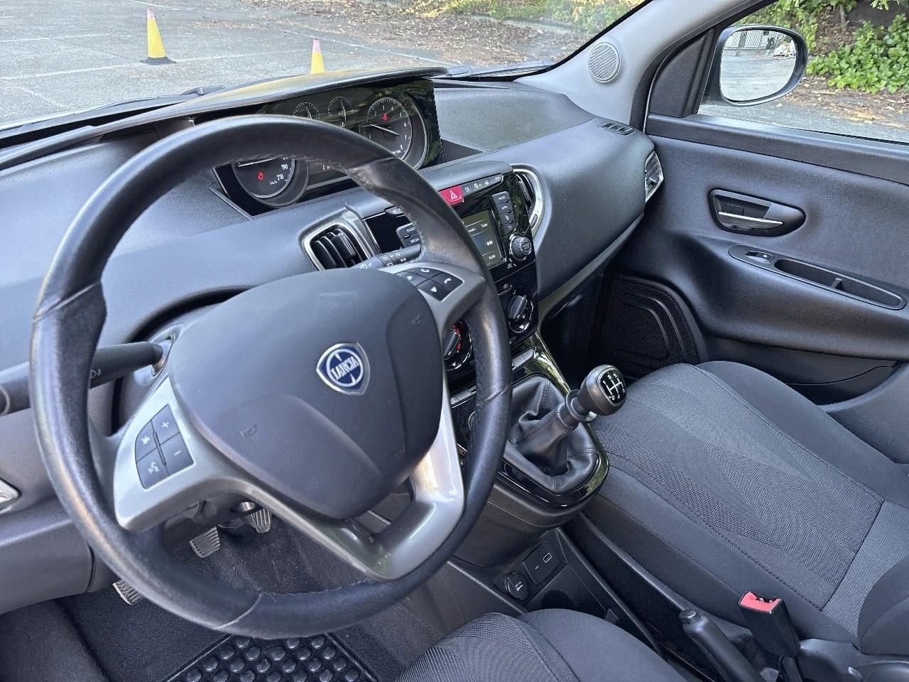 Lancia Lancia Ypsilon usata 18