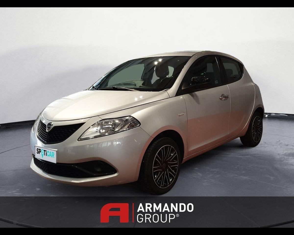 Lancia Lancia Ypsilon YPSILON 3ª serie 1.2 69 CV 5 porte S&S Gold