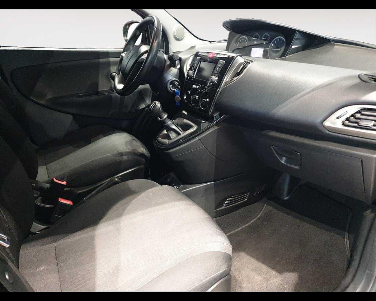 Lancia Lancia Ypsilon usata 13