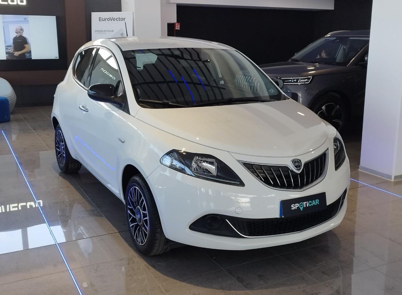 Lancia Ypsilon YPSILON 1.0 FireFly 70cv Hybrid Platino 