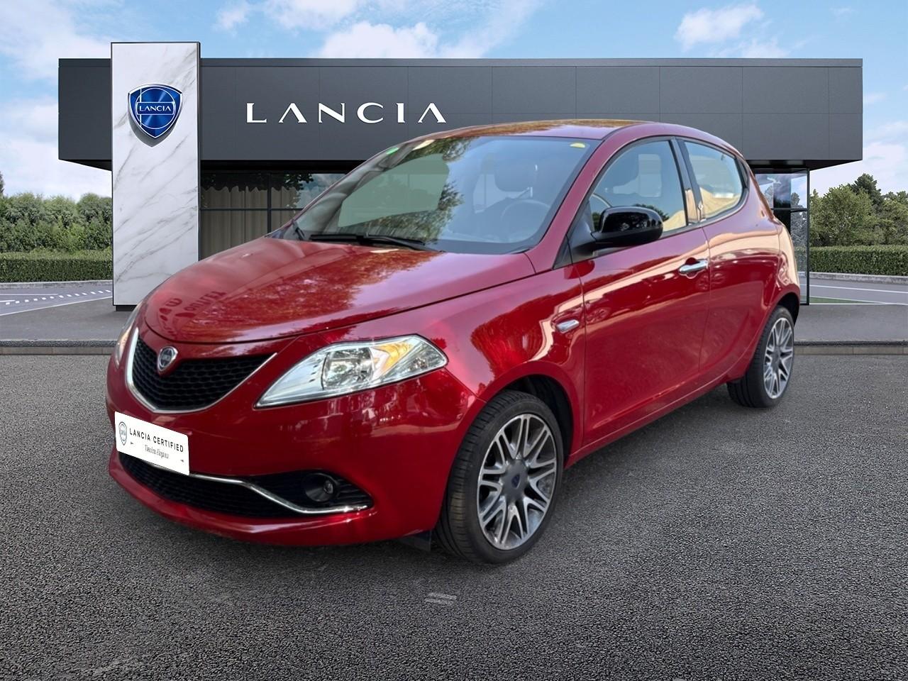 LANCIA LANCIA YPSILON Usato Rosso benzina 2017