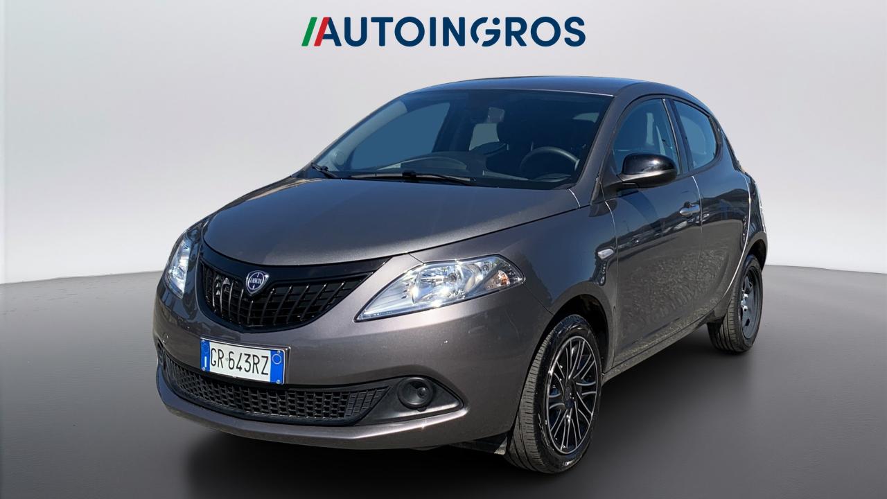 Lancia Ypsilon YPSILON III 2021 1.0 firefly hybrid Silver s and s 70cv 