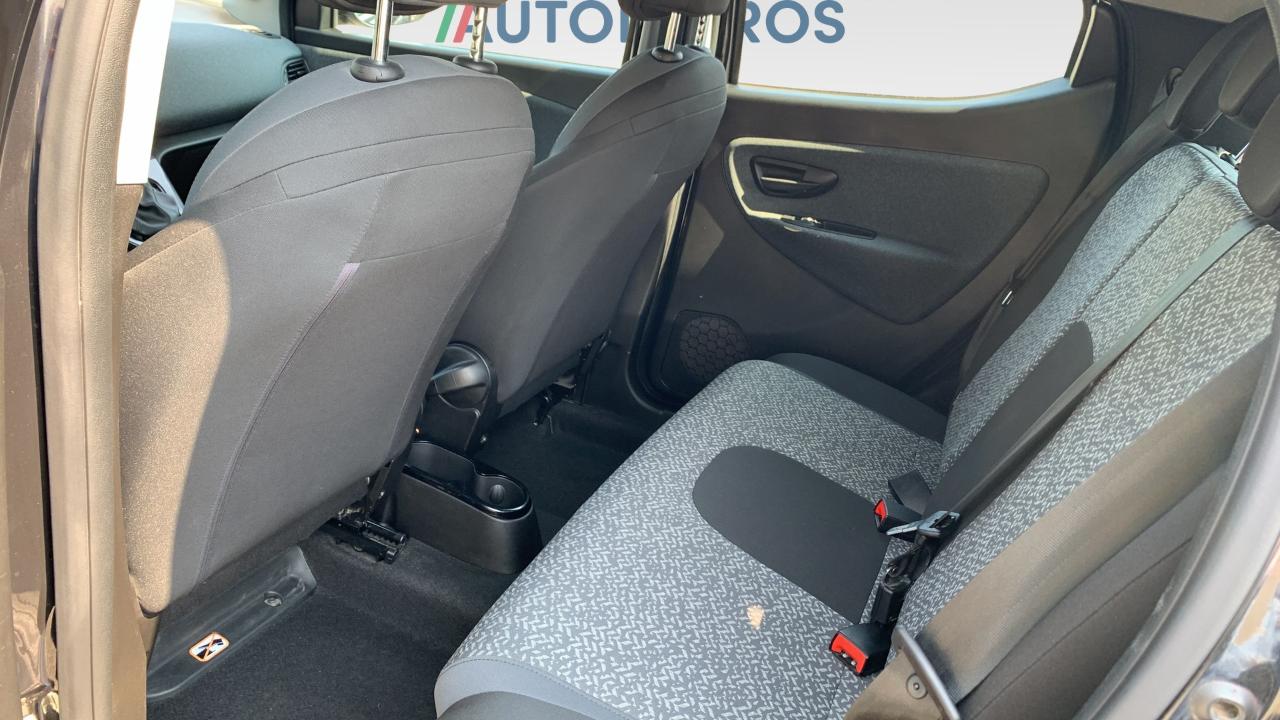 Lancia Ypsilon - Foto 5