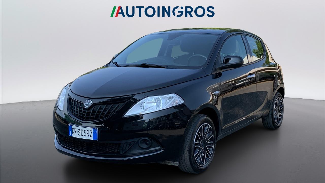 Lancia Ypsilon YPSILON III 2021 1.0 firefly hybrid Silver s and s 70cv 