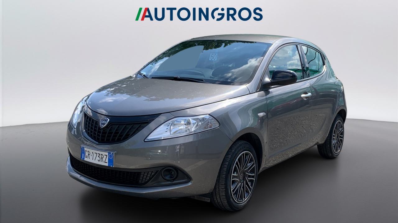 Lancia Ypsilon YPSILON III 2021 1.0 firefly hybrid Silver s and s 70cv 