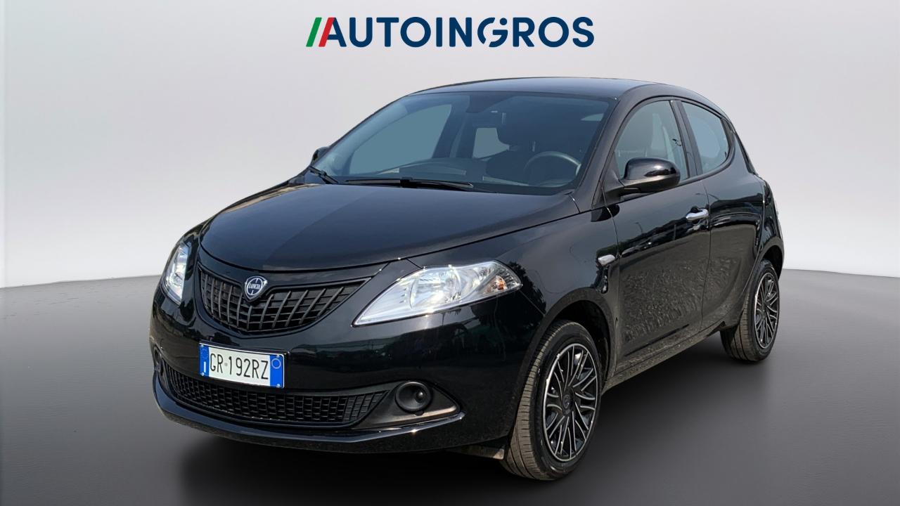 Lancia Ypsilon YPSILON III 2021 1.0 firefly hybrid Silver s and s 70cv 