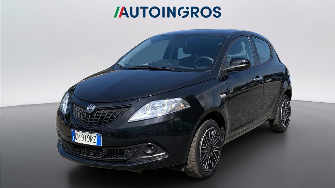 Lancia Ypsilon YPSILON III 2021 1.0 firefly hybrid Silver s and s 70cv 