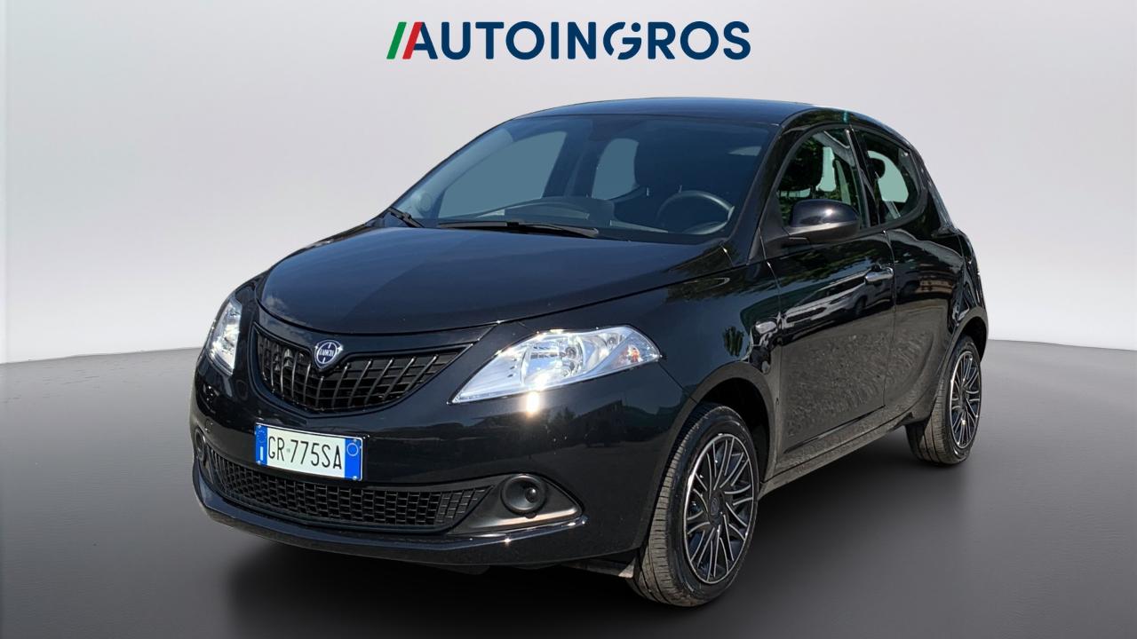 Lancia Ypsilon YPSILON III 2021 1.0 firefly hybrid Silver s and s 70cv 