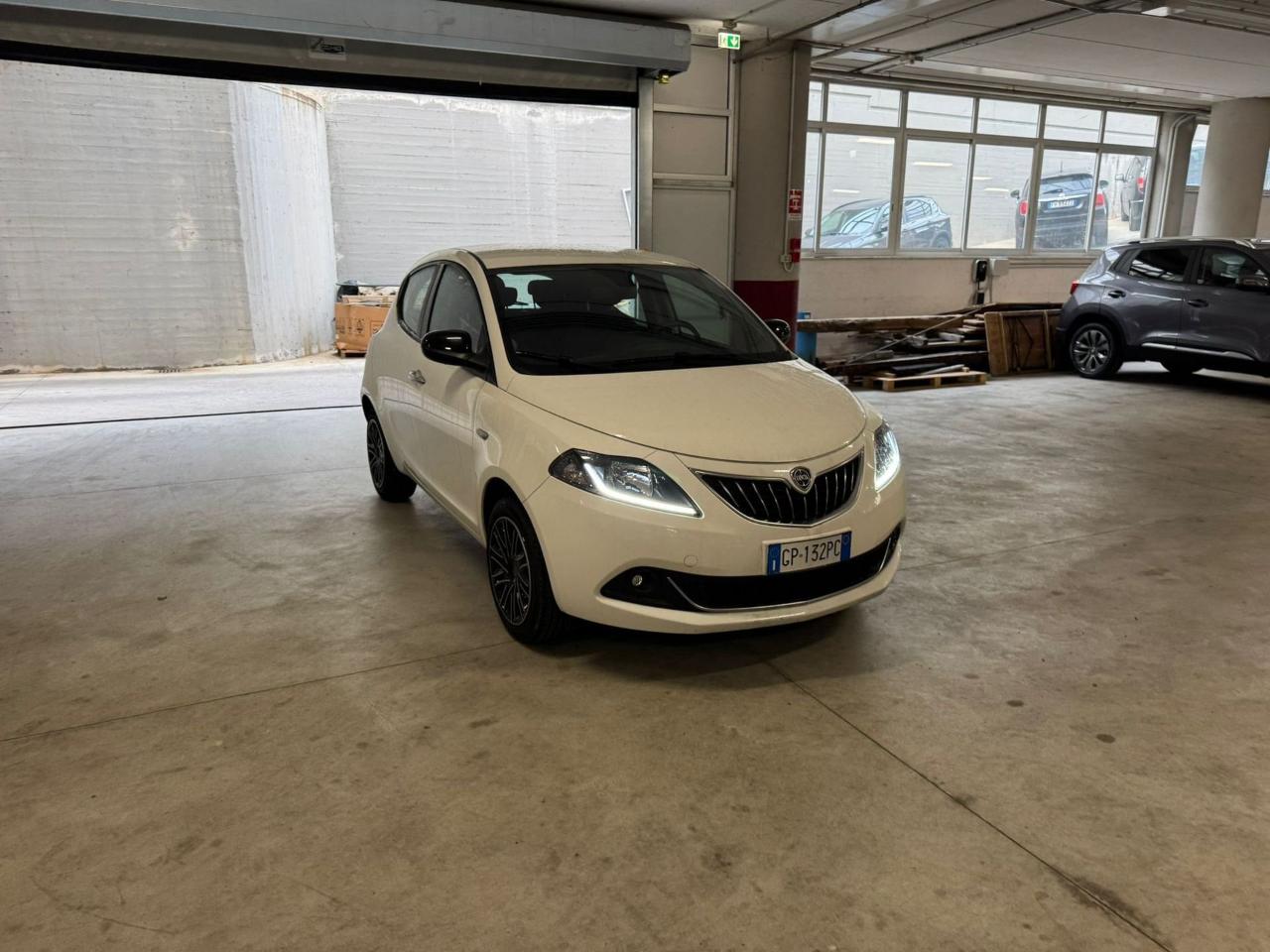 Lancia Ypsilon