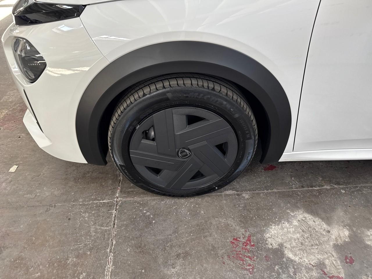 Lancia Ypsilon - Foto 3