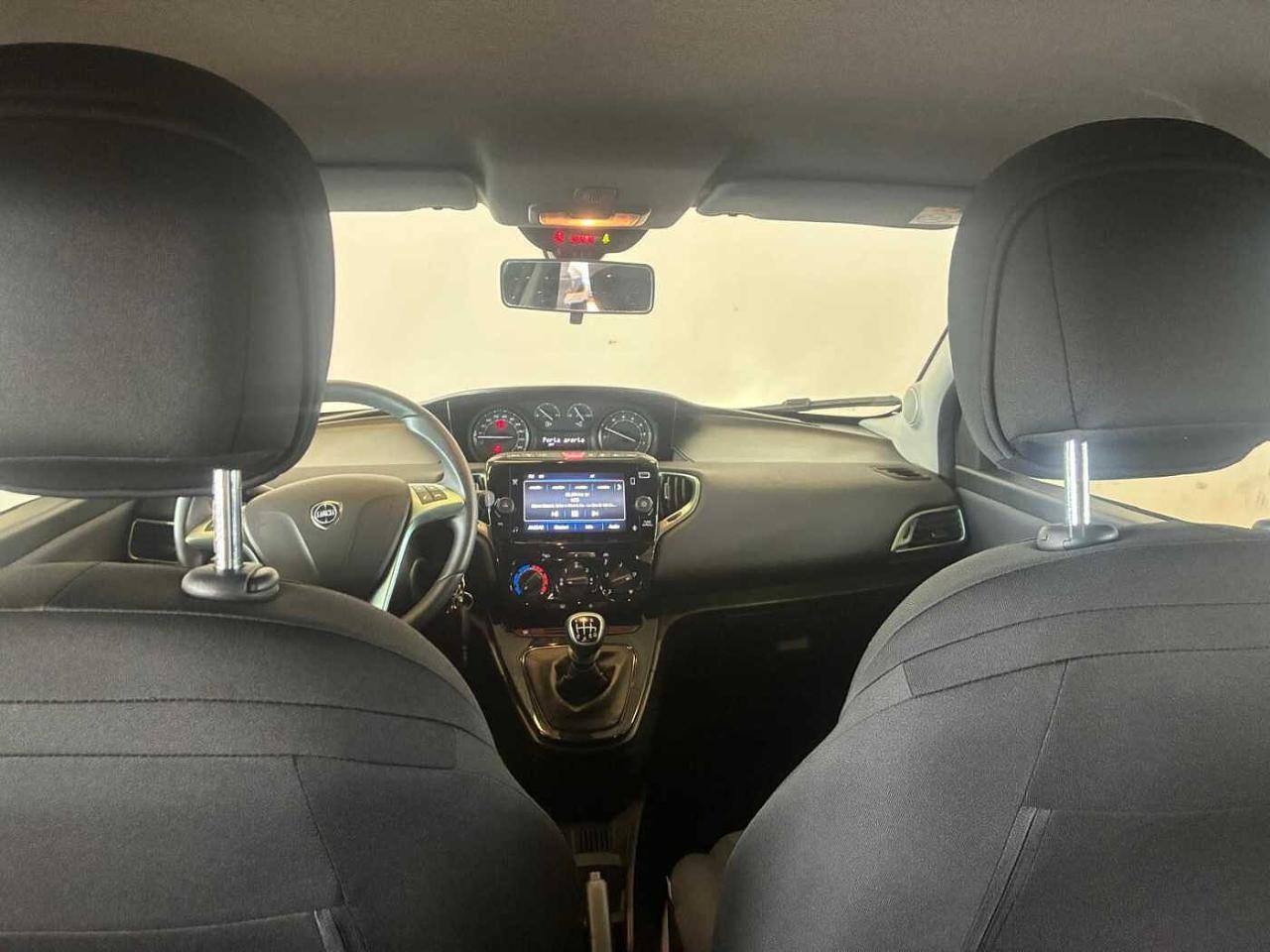 Lancia Ypsilon - Foto 4