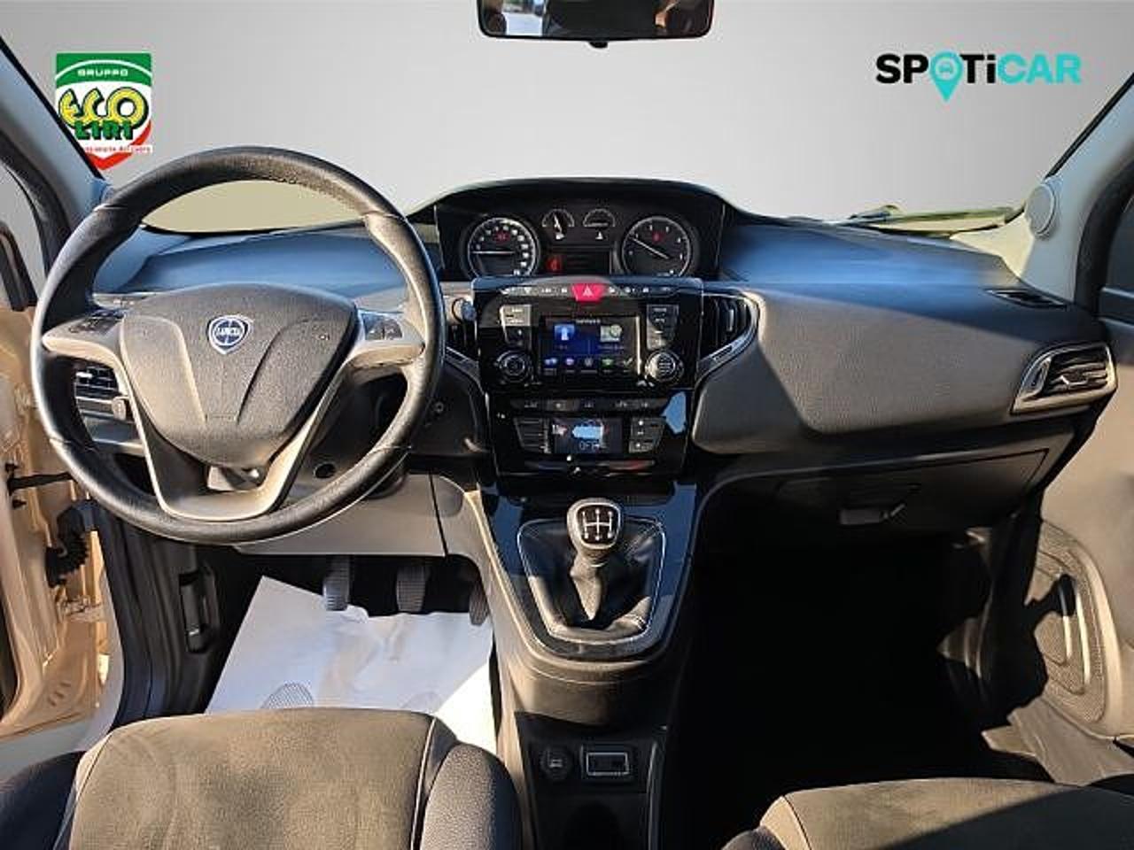 Lancia Lancia Ypsilon usata 2