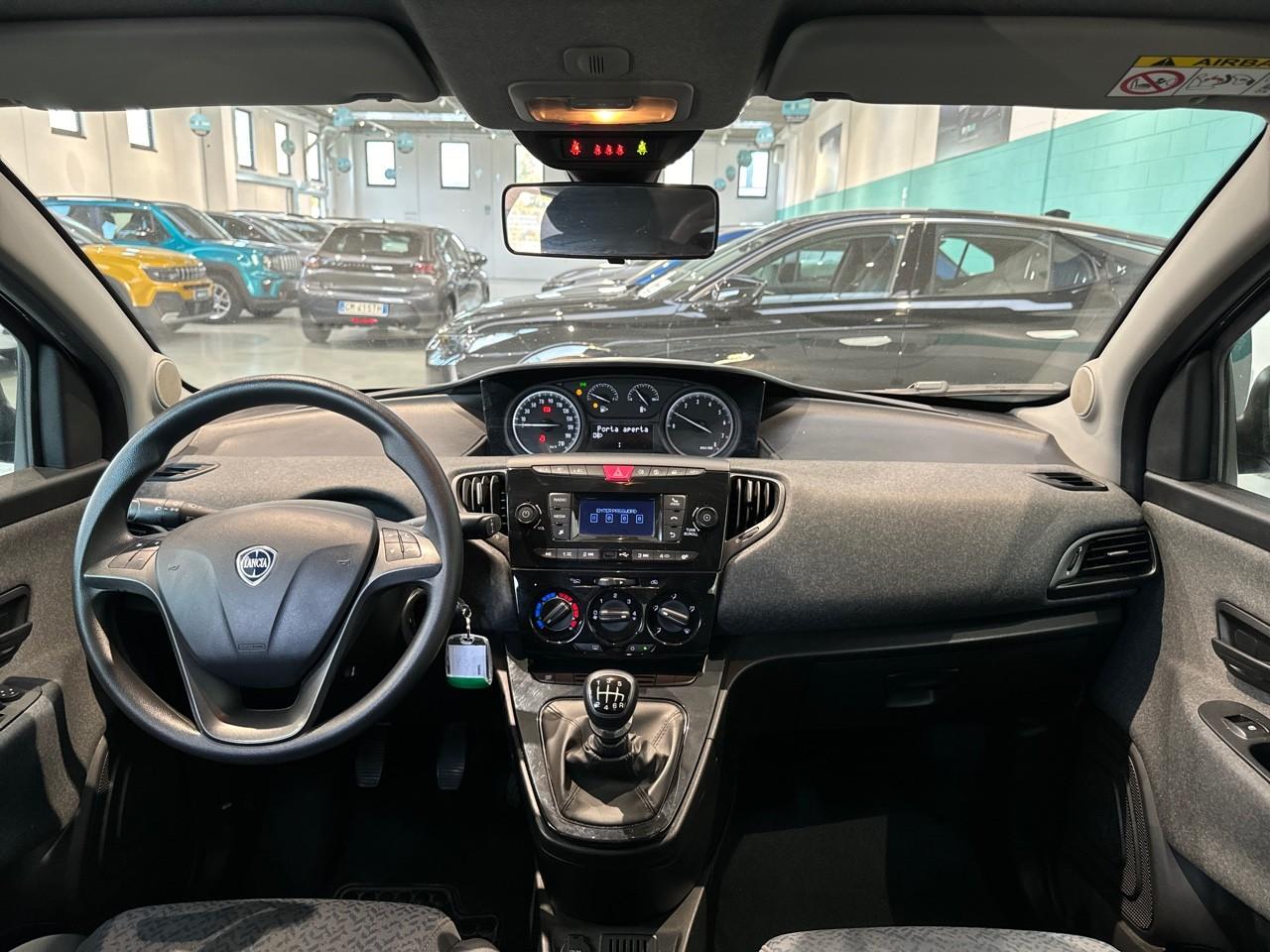Lancia Lancia Ypsilon usata 18
