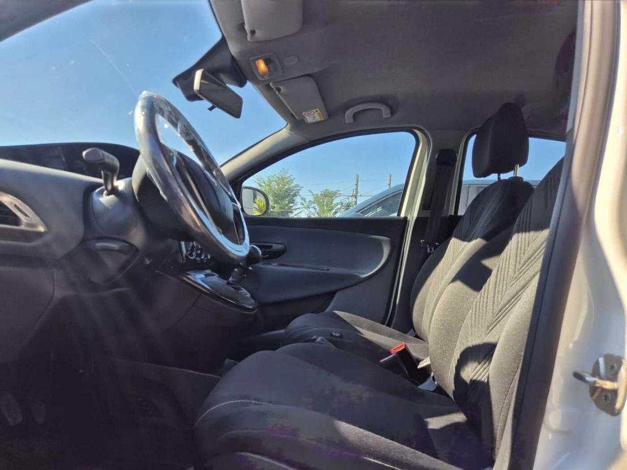 Lancia Lancia Ypsilon usata 13