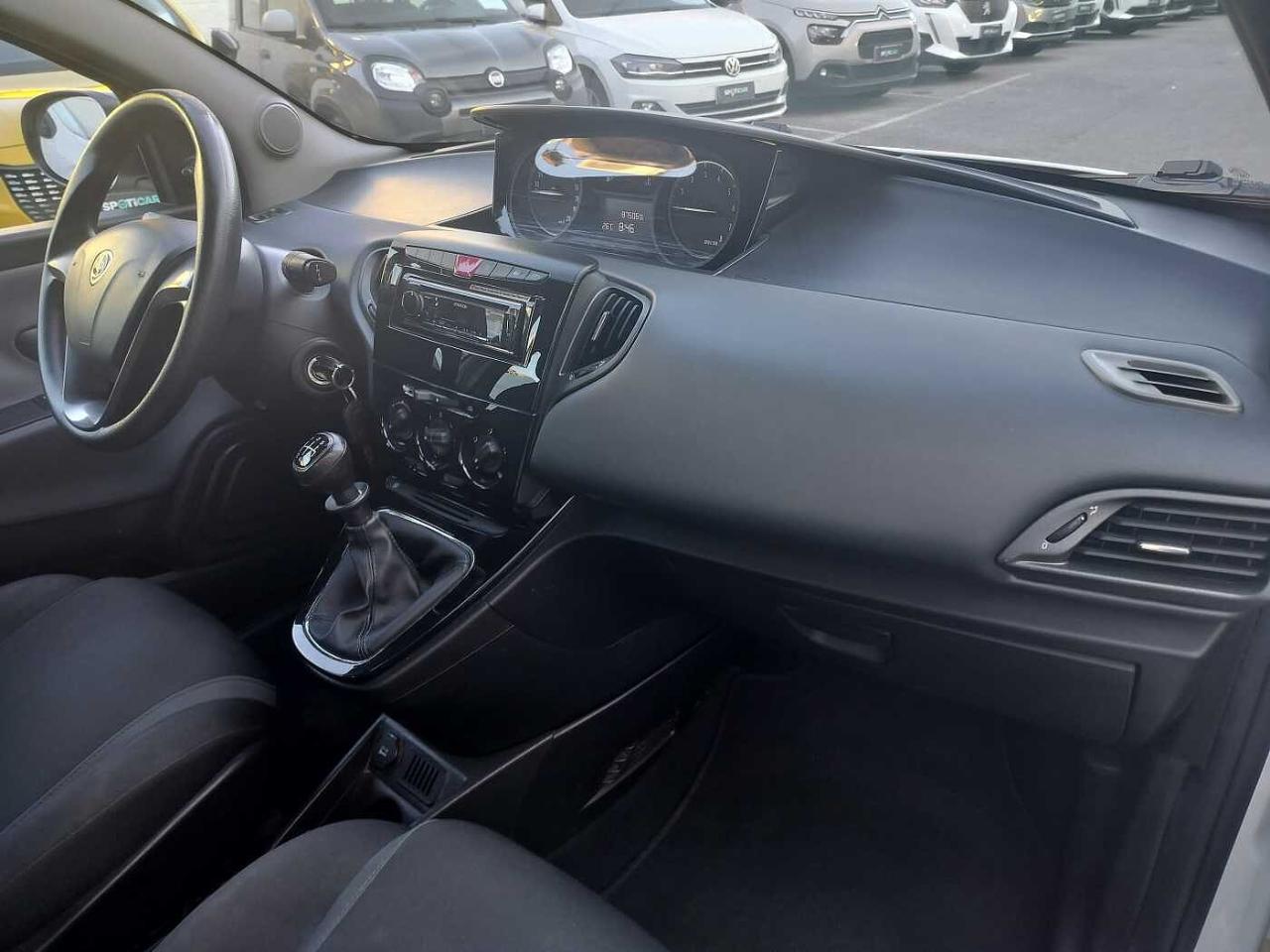 Lancia Lancia Ypsilon usata 2