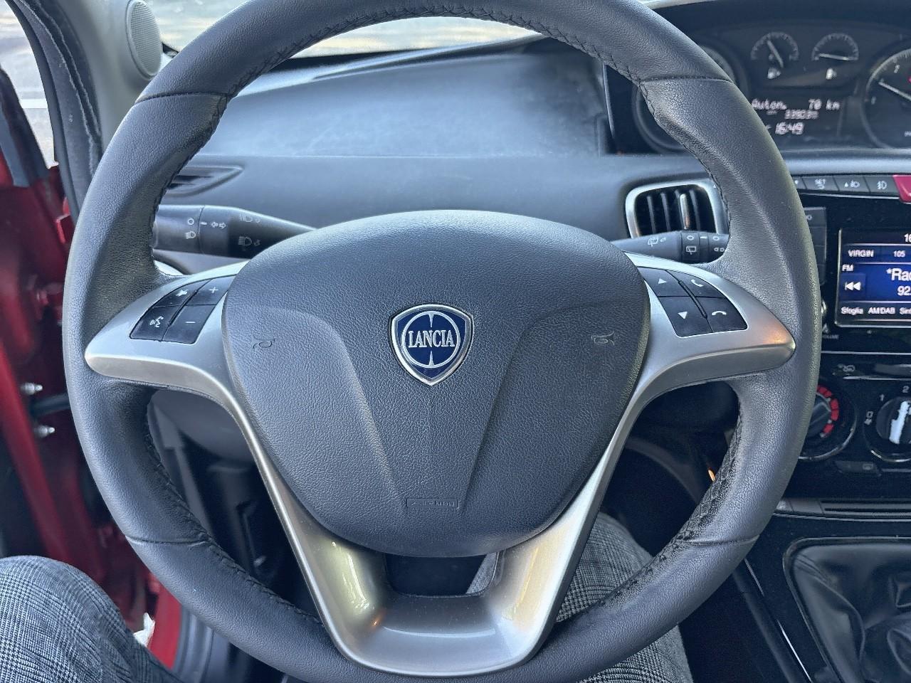 Lancia Ypsilon - Foto 4