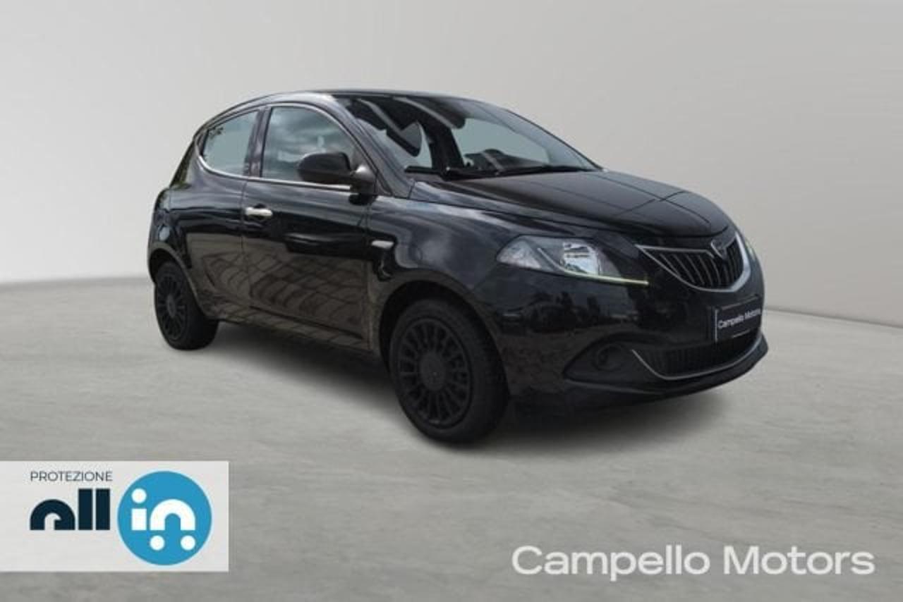 Lancia Ypsilon YPSILON 1.0 70cv Hybrid Silver 