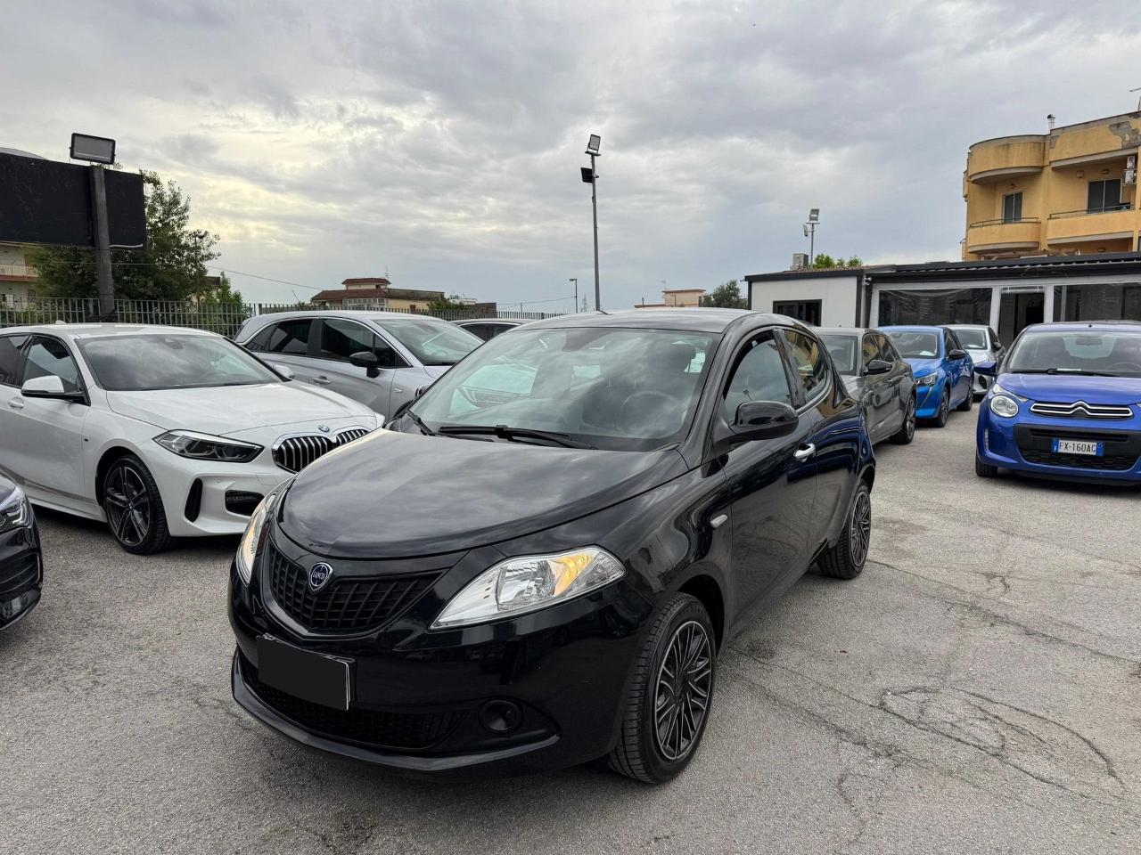 Lancia Lancia Ypsilon YPSILON III 2021 1.0 firefly hybrid Silver Plus s and s 70