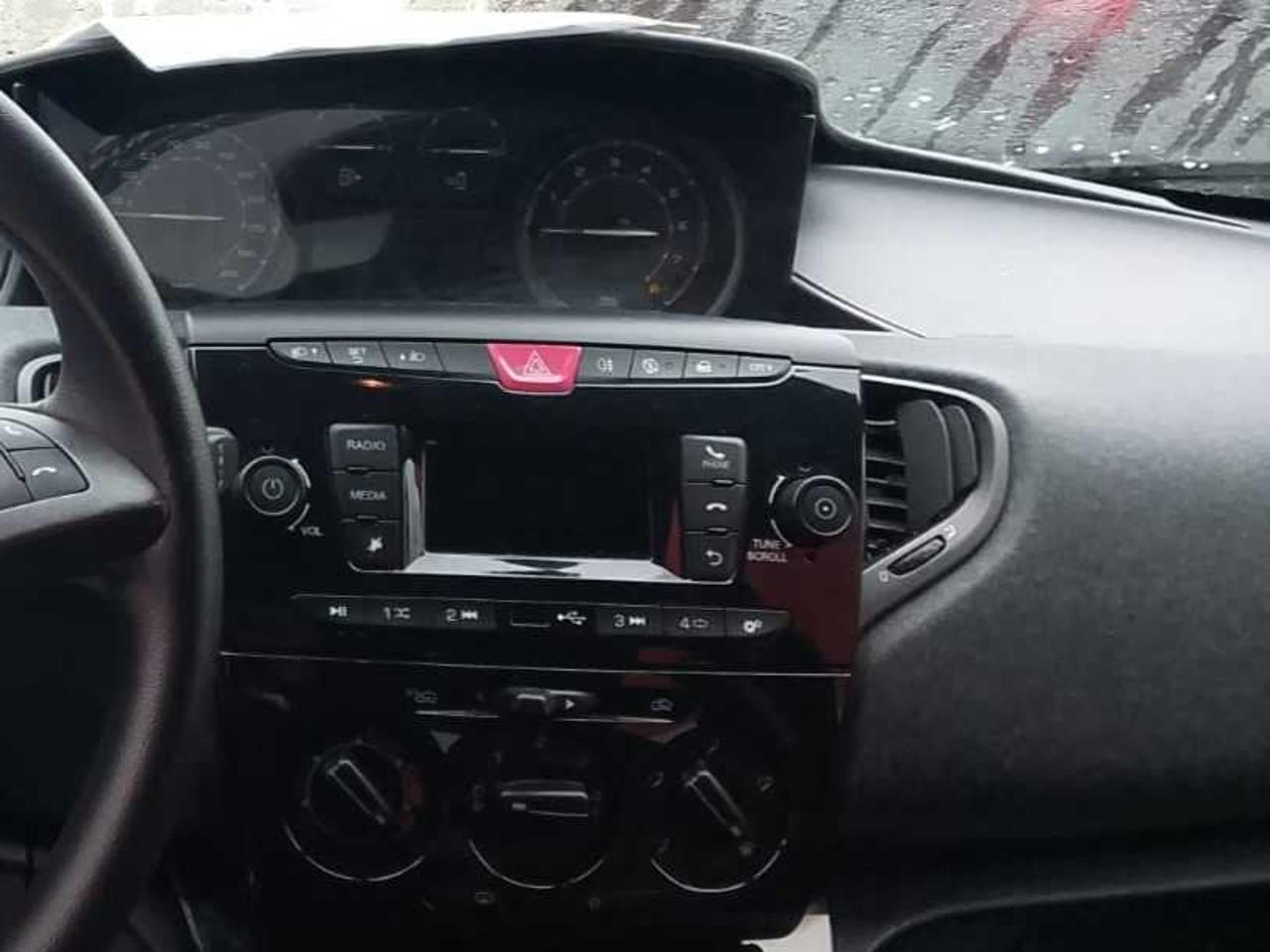 Lancia Lancia Ypsilon usata 1