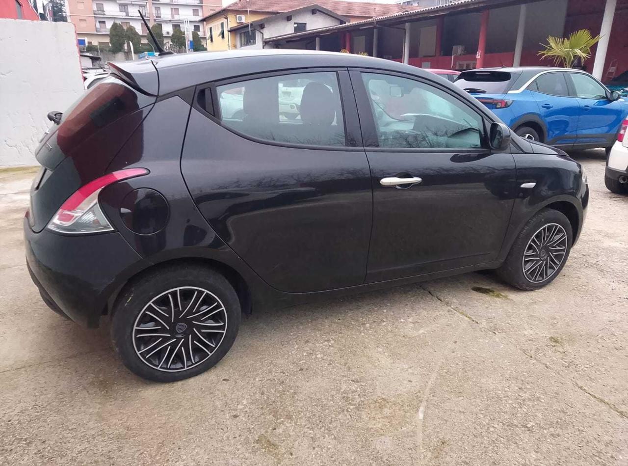 Lancia Lancia Ypsilon usata 16