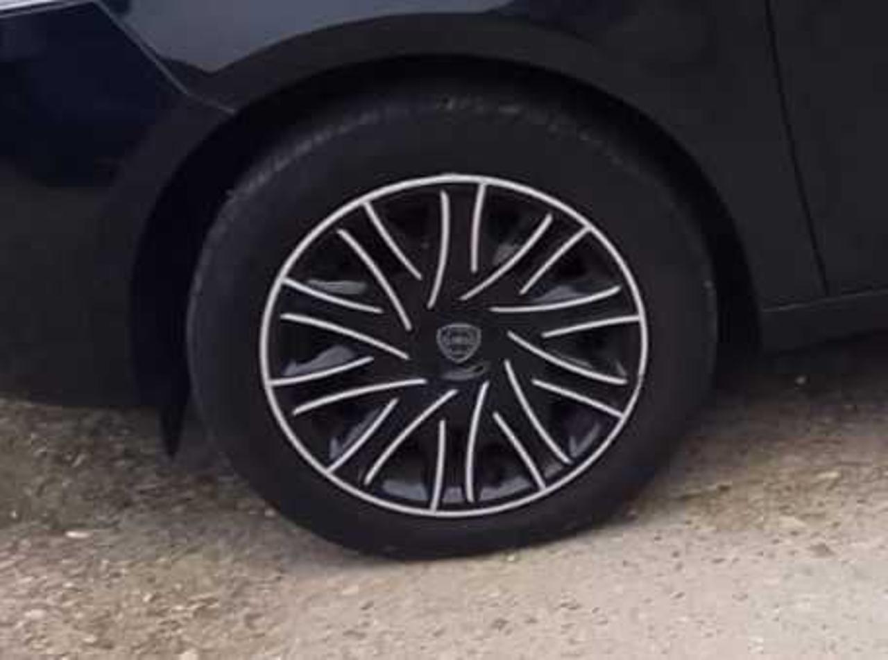 Lancia Lancia Ypsilon usata 21