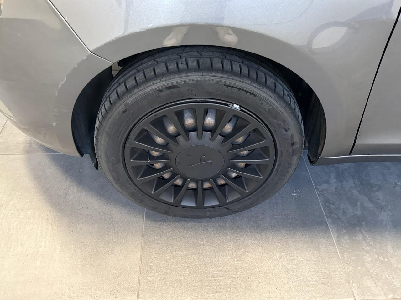 Lancia Lancia Ypsilon usata, con Isofix