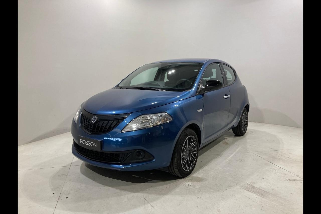 Lancia Lancia Ypsilon YPSILON 1.0 firefly hybrid Silver s and s 70cv