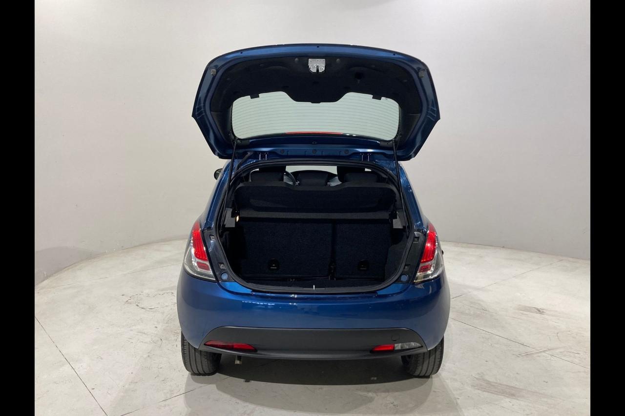 Lancia Lancia Ypsilon usata 12