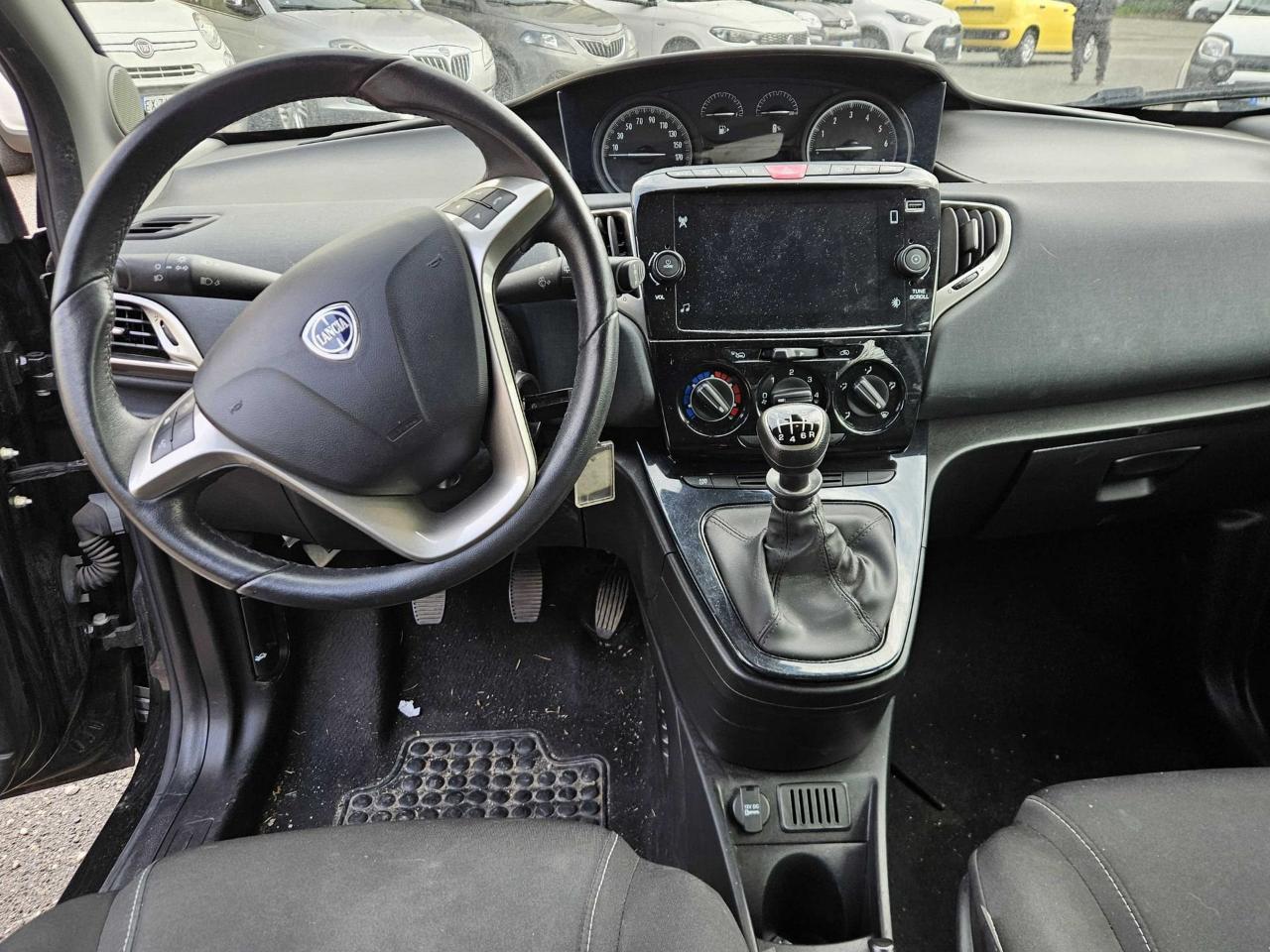 Lancia Lancia Ypsilon usata 25