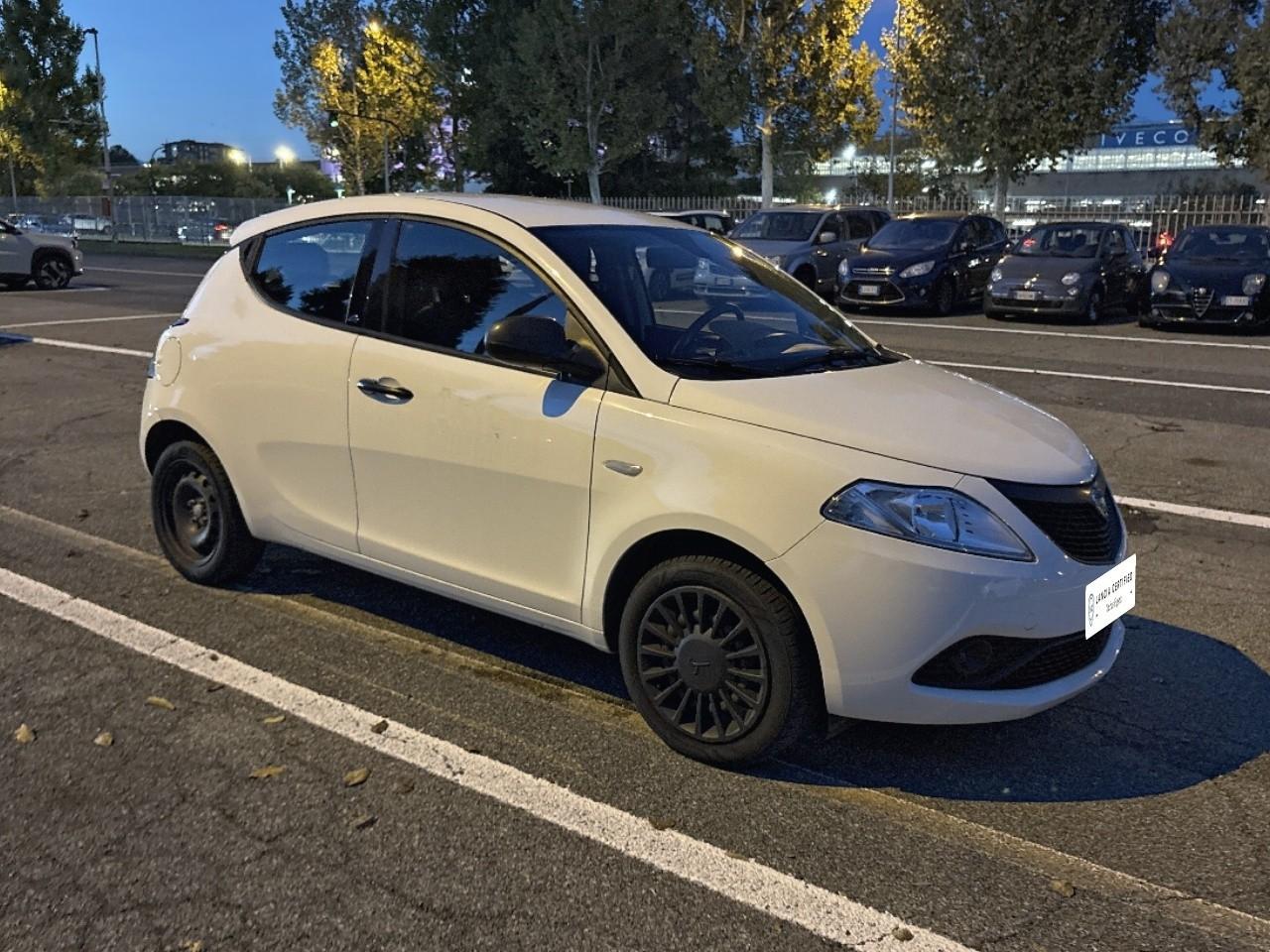 Lancia Lancia Ypsilon usata 13