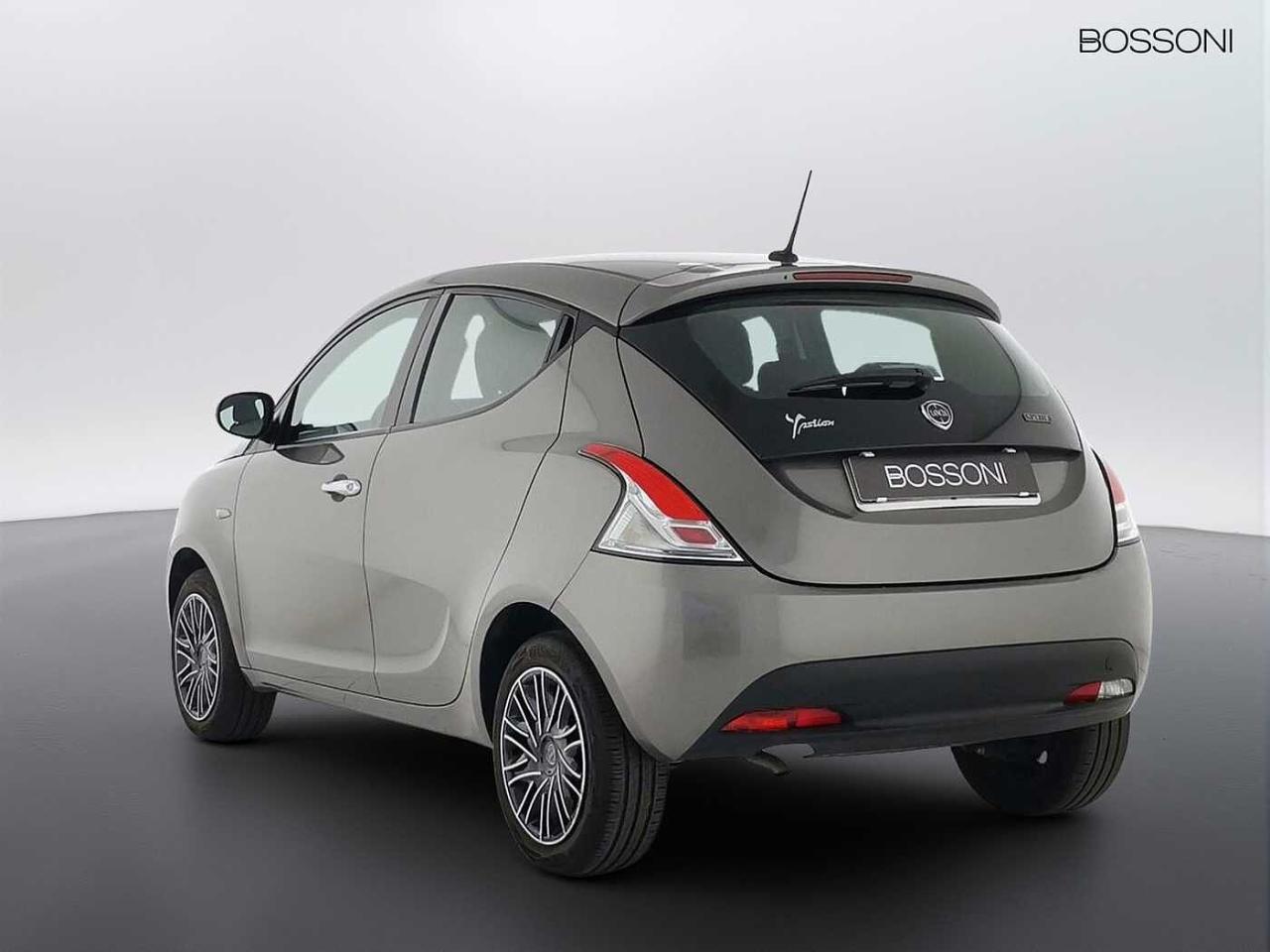 Lancia Lancia Ypsilon usata 24
