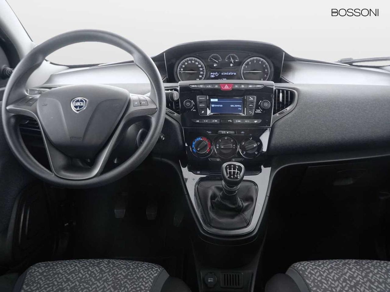 Lancia Lancia Ypsilon usata 27