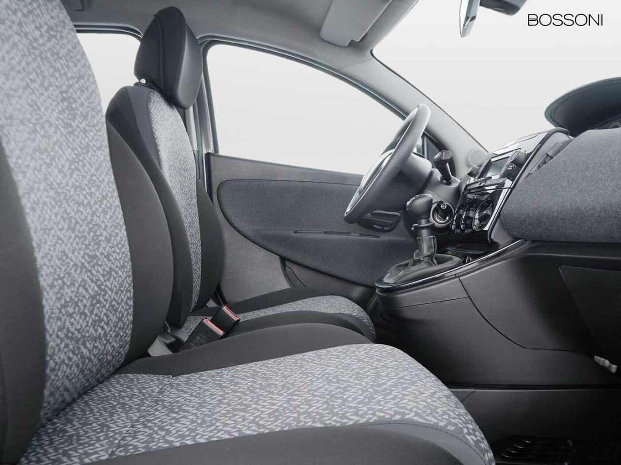 Lancia Lancia Ypsilon usata 28