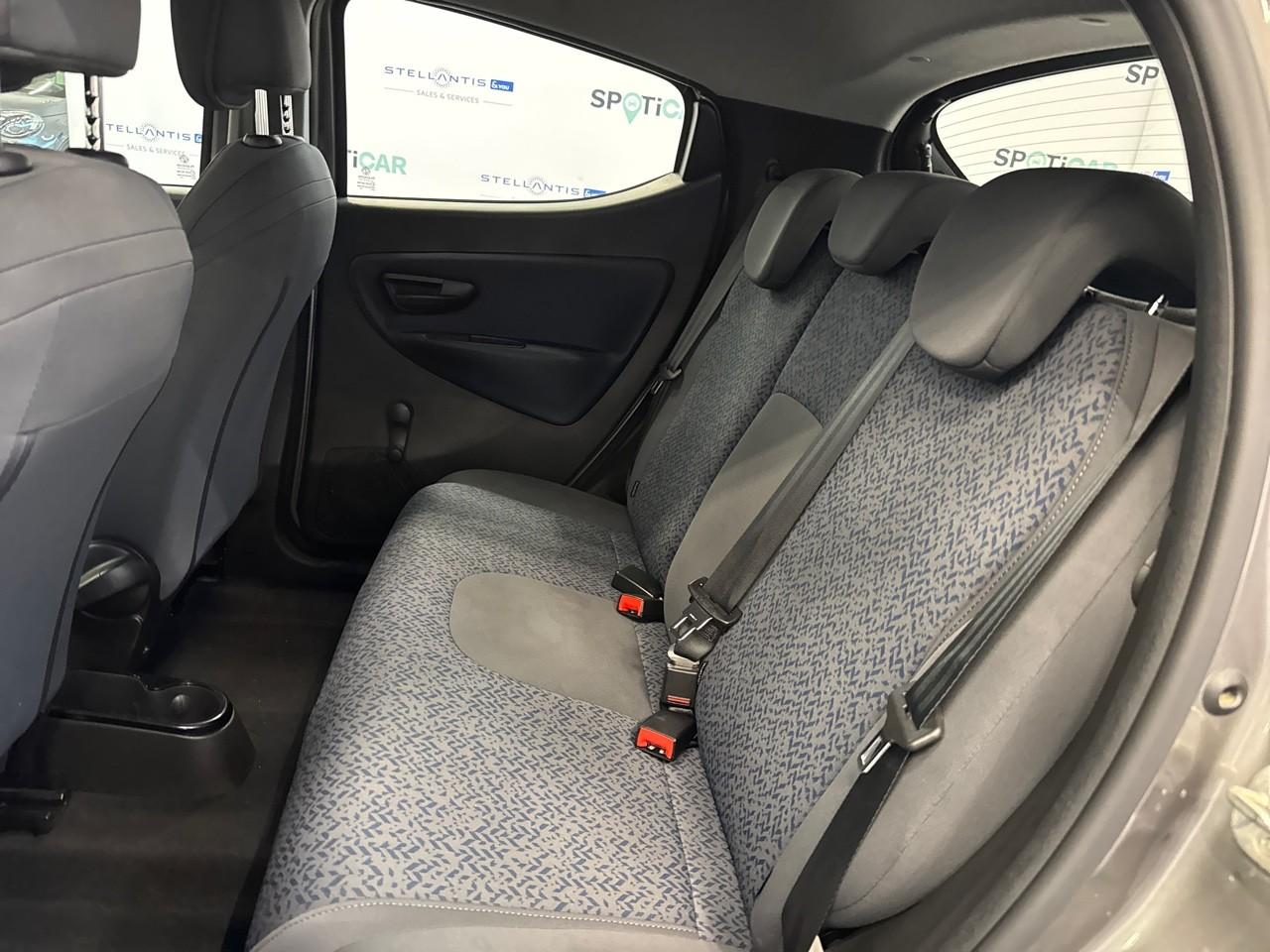 Lancia Ypsilon - Foto 2