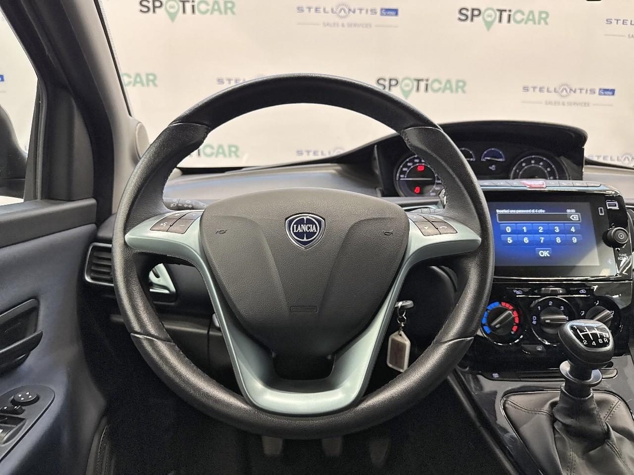 Lancia Ypsilon - Foto 5