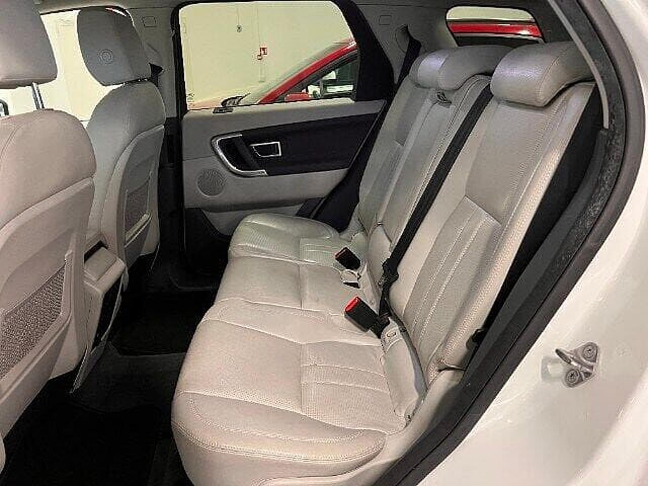 Land Rover Land Rover Discovery usata, con gancio traino