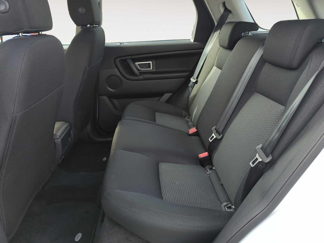 Land Rover Land Rover Discovery usata, con 5 posti