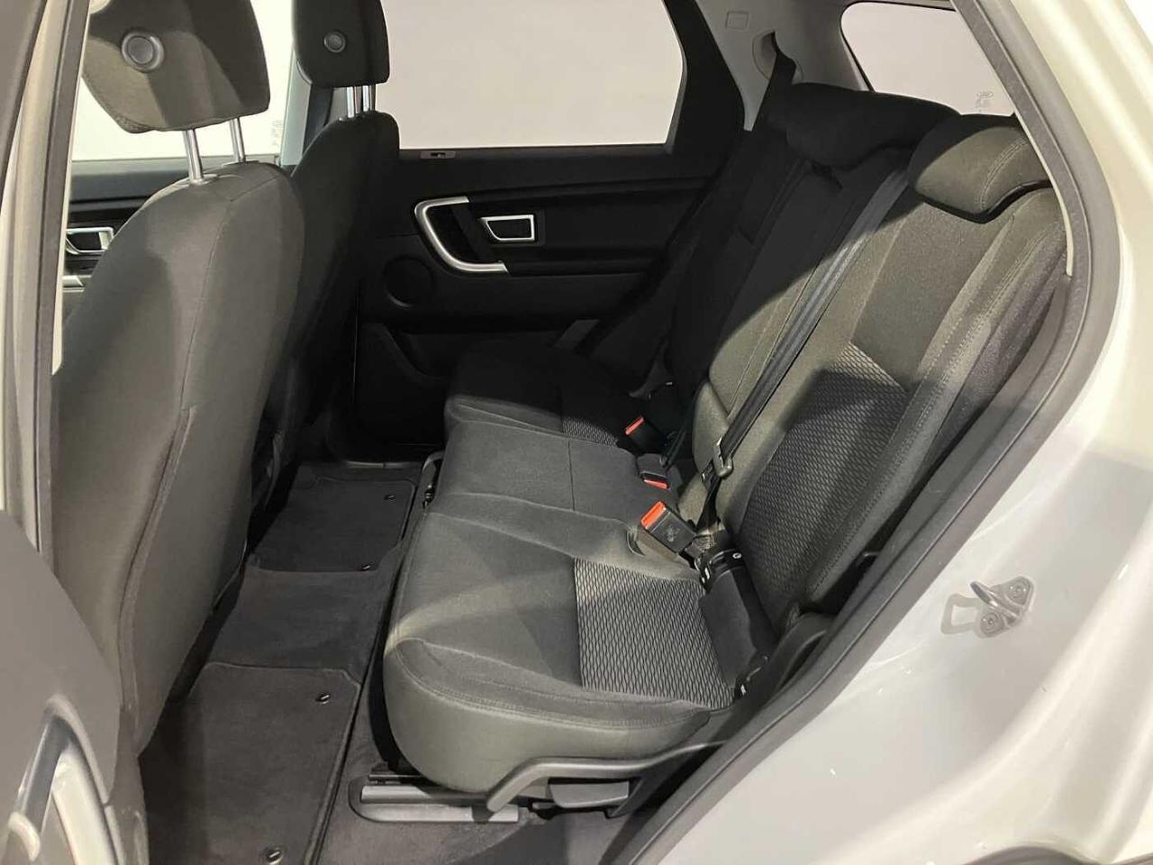 Land Rover Land Rover Discovery usata, con 4 cilindri